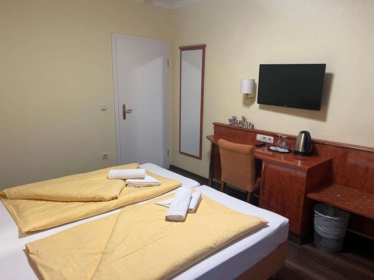 M&M Hotel - Seevetal Esterno foto