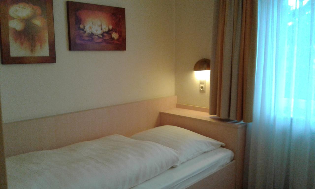 M&M Hotel - Seevetal Esterno foto